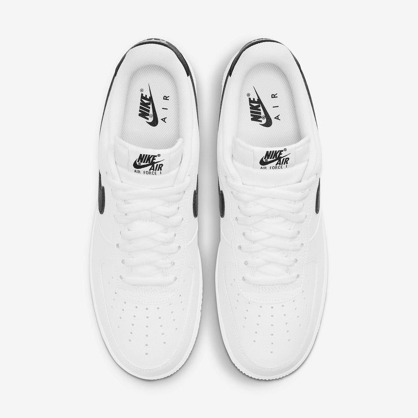 NIKE AIR FORCE 1 x Black & White