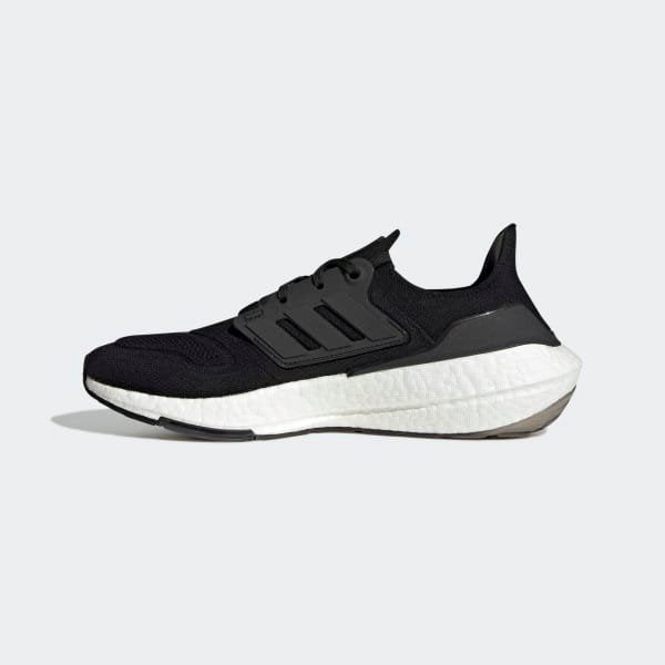 Adidas Ultraboost 2021 – ‘’ Black & White ‘’
