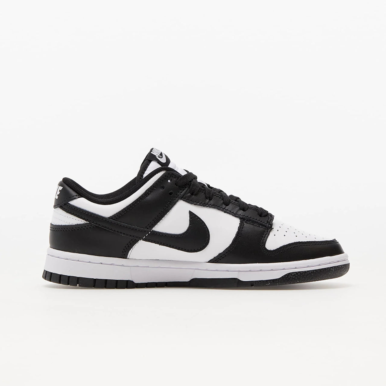 Nike Dunk Low Retro "Panda"
