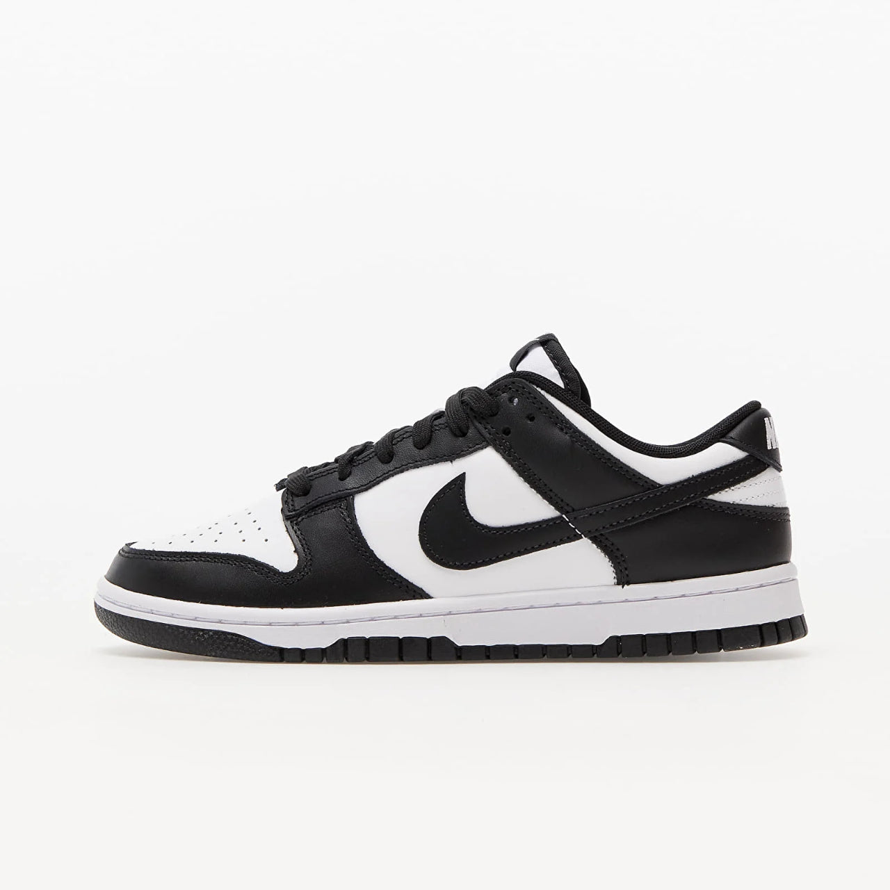 Nike Dunk Low Retro "Panda"